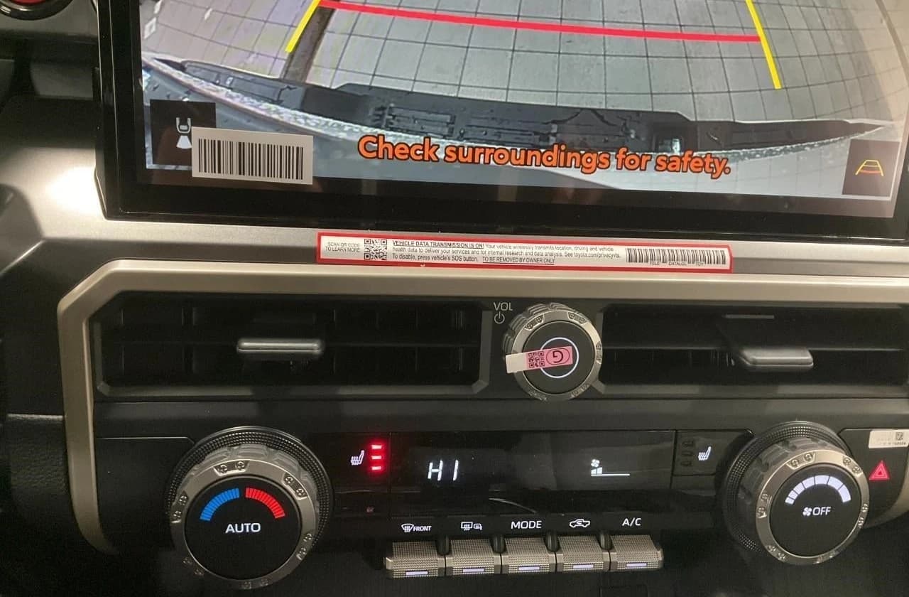 Toyota Tacoma 4WD TRD Off Road Hybrid Double Cab 5' Bed AT (Natl) 2026 — side view