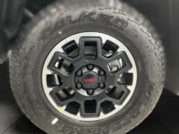 Toyota Tacoma 4WD TRD Off Road Hybrid Double Cab 5' Bed AT (Natl) 2026 — side view