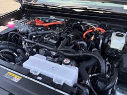 Toyota Tacoma 4WD Trailhunter Hybrid Double Cab 5' Bed AT (Natl) 2026 — side view