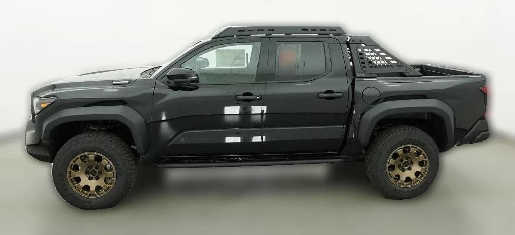 Toyota Tacoma 4WD Trailhunter Hybrid Double Cab 5' Bed AT (Natl) 2026 — side view