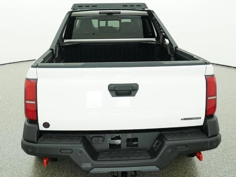 Toyota Tacoma 4WD Trailhunter Hybrid Double Cab 5' Bed AT (Natl) 2026 — side view