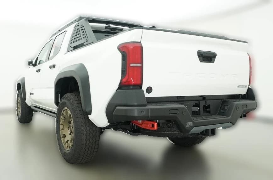Toyota Tacoma 4WD Trailhunter Hybrid Double Cab 5' Bed AT (Natl) 2026 — side view