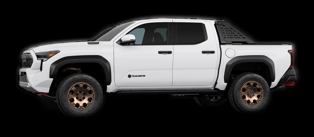 Toyota Tacoma 4WD Trailhunter Hybrid Double Cab 5' Bed AT (Natl) 2026 — side view