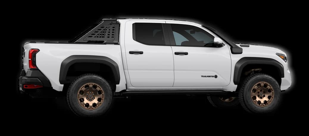 Toyota Tacoma 4WD Trailhunter Hybrid Double Cab 5' Bed AT (Natl) 2026 — side view
