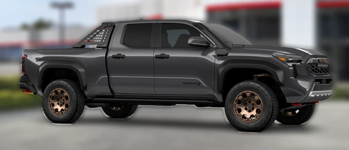 Toyota Tacoma 4WD Trailhunter Hybrid Double Cab 6' Bed AT (GS) 2026 — side view