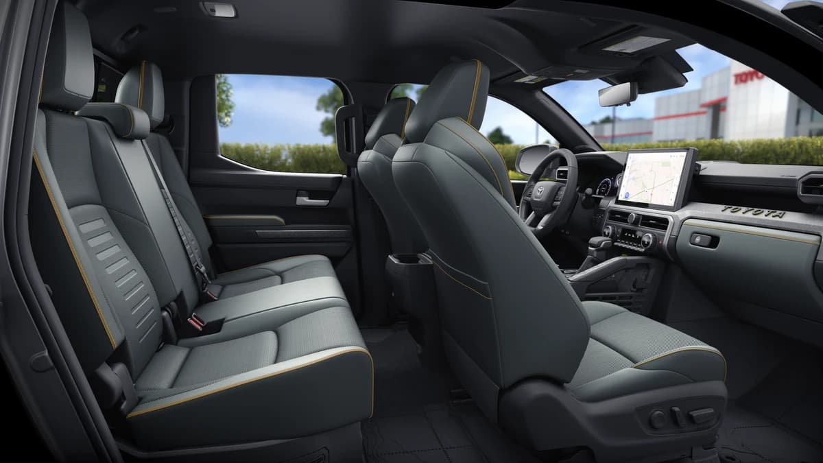 Toyota Tacoma 4WD Trailhunter Hybrid Double Cab 6' Bed AT (GS) 2026 — side view