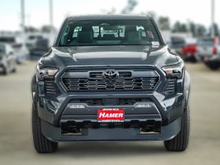 Toyota Tacoma 4WD TRD Off Road Hybrid Double Cab 5' Bed AT (Natl)