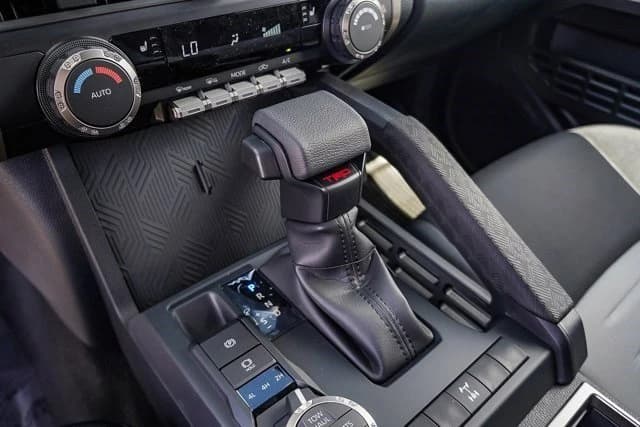 Toyota Tacoma 4WD TRD Off Road Hybrid Double Cab 5' Bed AT (Natl) 2026 — side view