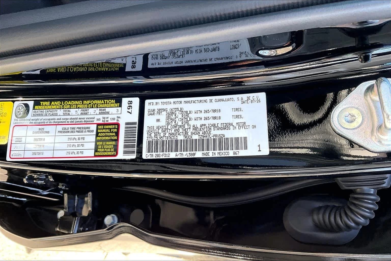 Toyota Tacoma 4WD TRD Off Road Hybrid Double Cab 5' Bed AT (Natl) 2026 — side view
