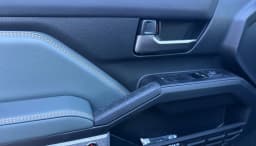Toyota Tacoma 4WD Trailhunter Hybrid Double Cab 6' Bed AT (Natl) 2026 — side view