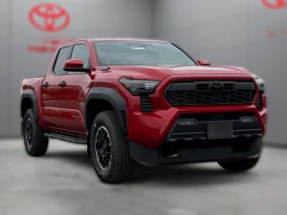 Toyota Tacoma 4WD TRD Off Road Hybrid Double Cab 5' Bed AT (Natl)