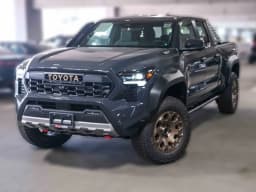 Toyota Tacoma 4WD Trailhunter Hybrid Double Cab 6' Bed AT (Natl) 2026 — side view