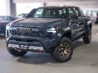 Toyota Tacoma 4WD Trailhunter Hybrid Double Cab 6' Bed AT (Natl)