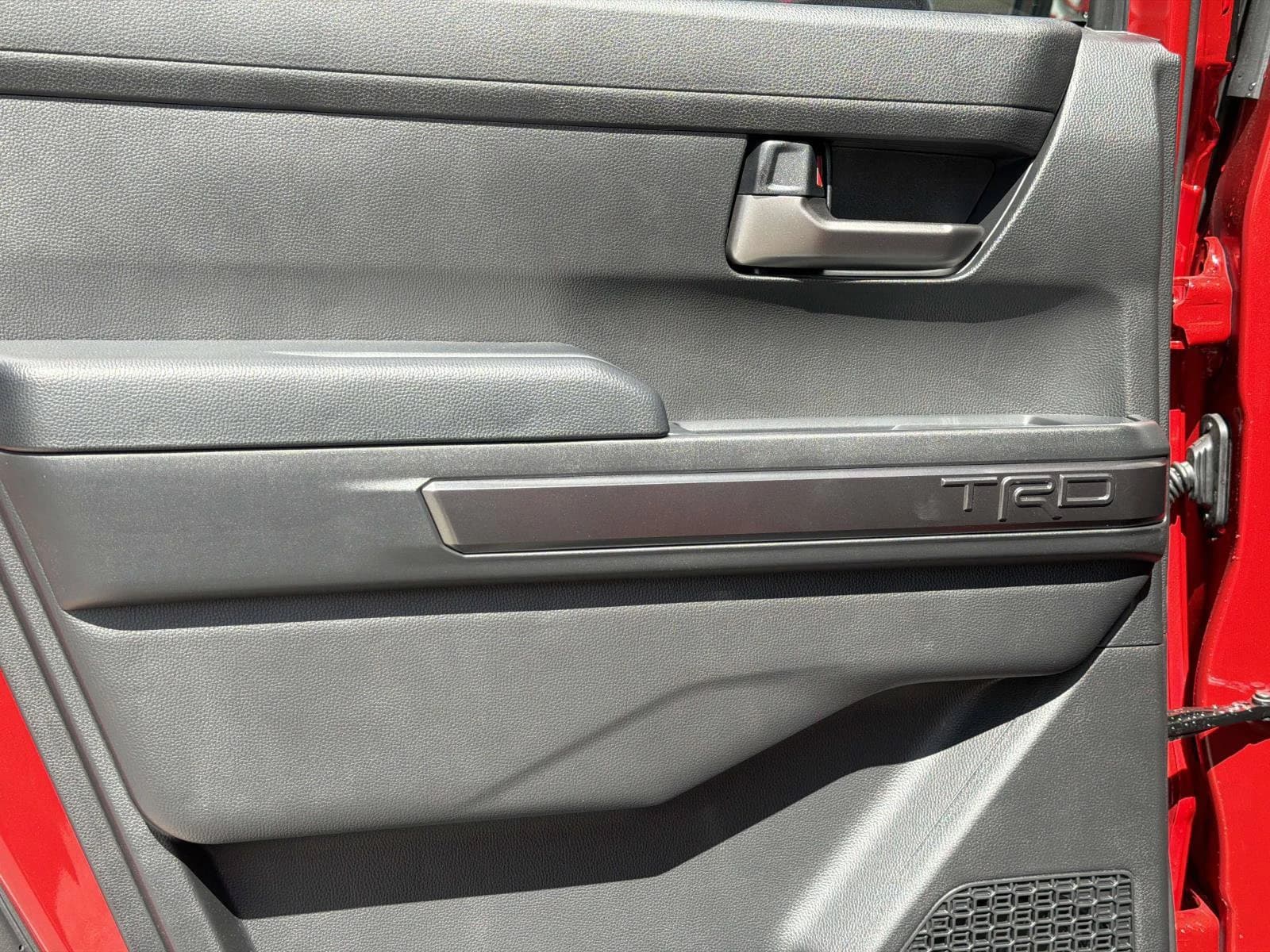 Toyota Tacoma 4WD TRD Off Road Hybrid Double Cab 5' Bed AT (Natl) 2026 — side view