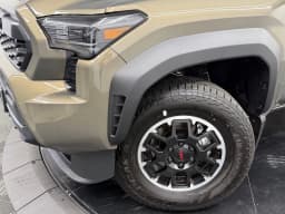 Toyota Tacoma 4WD TRD Off Road Hybrid Double Cab 5' Bed AT (Natl) 2026 — side view