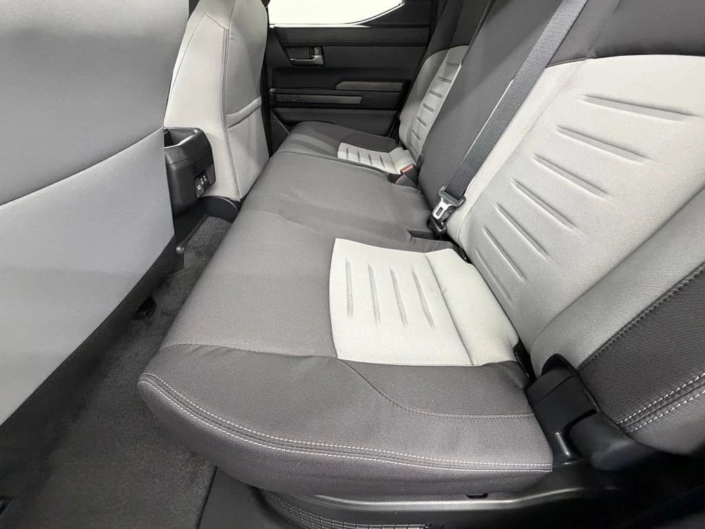 Toyota Tacoma 4WD TRD Off Road Hybrid Double Cab 5' Bed AT (Natl) 2026 — side view