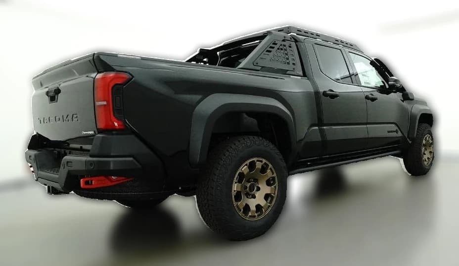 Toyota Tacoma 4WD Trailhunter Hybrid Double Cab 6' Bed AT (Natl) 2026 — side view