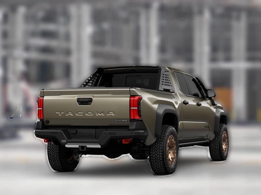 Toyota Tacoma 4WD Trailhunter Hybrid Double Cab 6' Bed AT (Natl) 2026 — side view