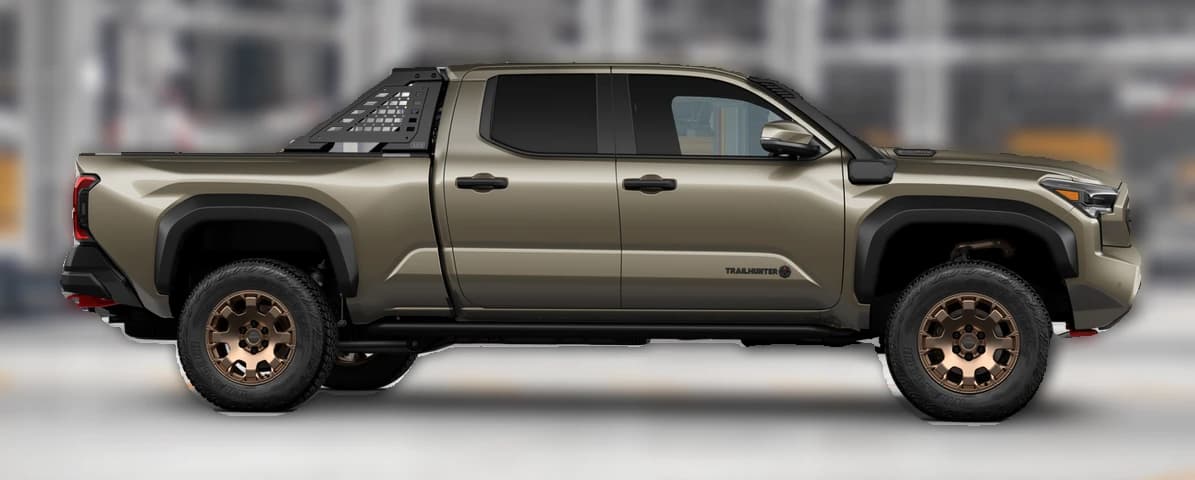 Toyota Tacoma 4WD Trailhunter Hybrid Double Cab 6' Bed AT (Natl) 2026 — side view