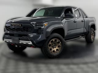Toyota Tacoma 4WD Trailhunter Hybrid Double Cab 6' Bed AT (Natl)