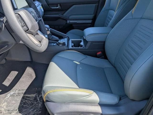 Toyota Tacoma 4WD Trailhunter Hybrid Double Cab 6' Bed AT (GS) 2026 — side view
