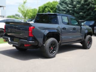 Toyota Tacoma 4WD TRD Pro Hybrid Double Cab 5' Bed AT (Natl)
