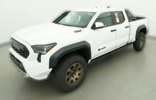Toyota Tacoma 4WD Trailhunter Hybrid Double Cab 6' Bed AT (Natl)