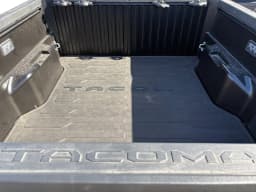 Toyota Tacoma 4WD TRD Off Road Double Cab 5' Bed MT (Natl) 2026 — side view