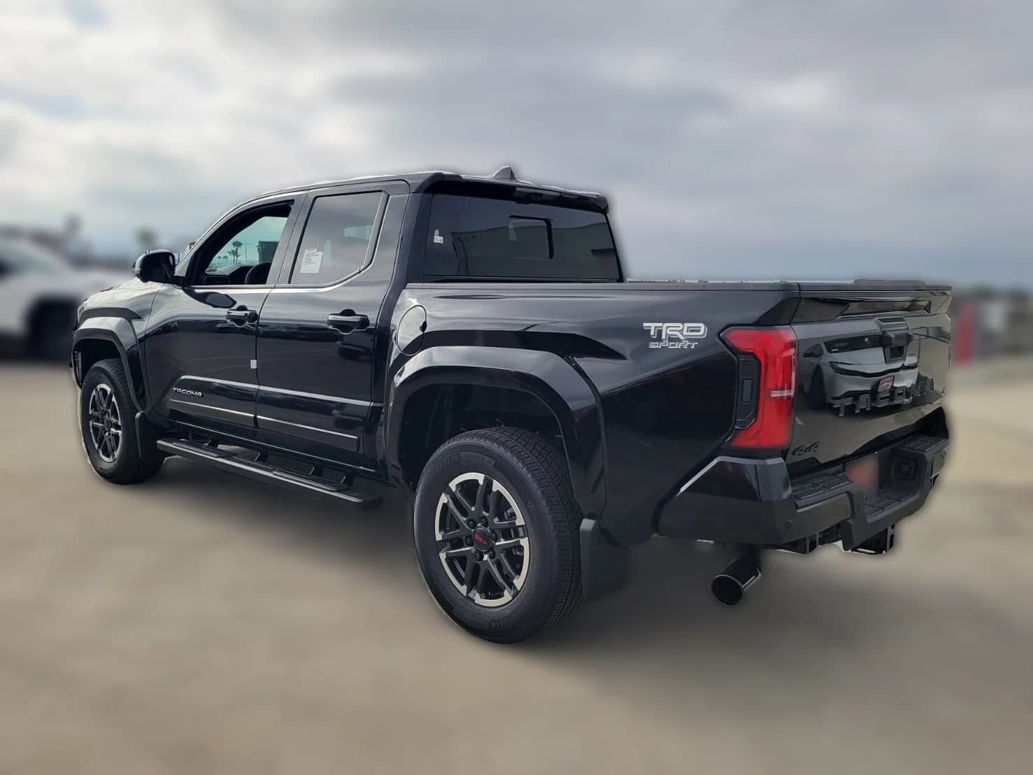 Toyota Tacoma 4WD TRD Sport Double Cab 5' Bed MT (Natl) 2026 — side view