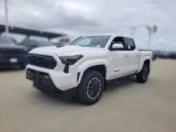 Toyota Tacoma 4WD TRD Sport Double Cab 5' Bed MT (Natl) 2026 — side view