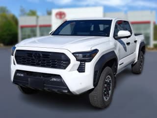 Toyota Tacoma 4WD TRD Off Road Double Cab 5' Bed MT (Natl)