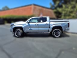 Toyota Tacoma 4WD TRD Off Road Double Cab 6' Bed AT (Natl) 2026 — side view