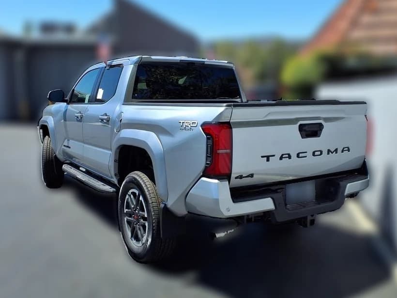 Toyota Tacoma 4WD TRD Off Road Double Cab 6' Bed AT (Natl) 2026 — side view