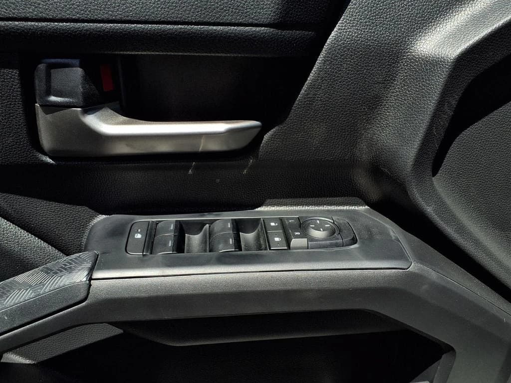 Toyota Tacoma 4WD TRD Off Road Double Cab 6' Bed AT (Natl) 2026 — side view