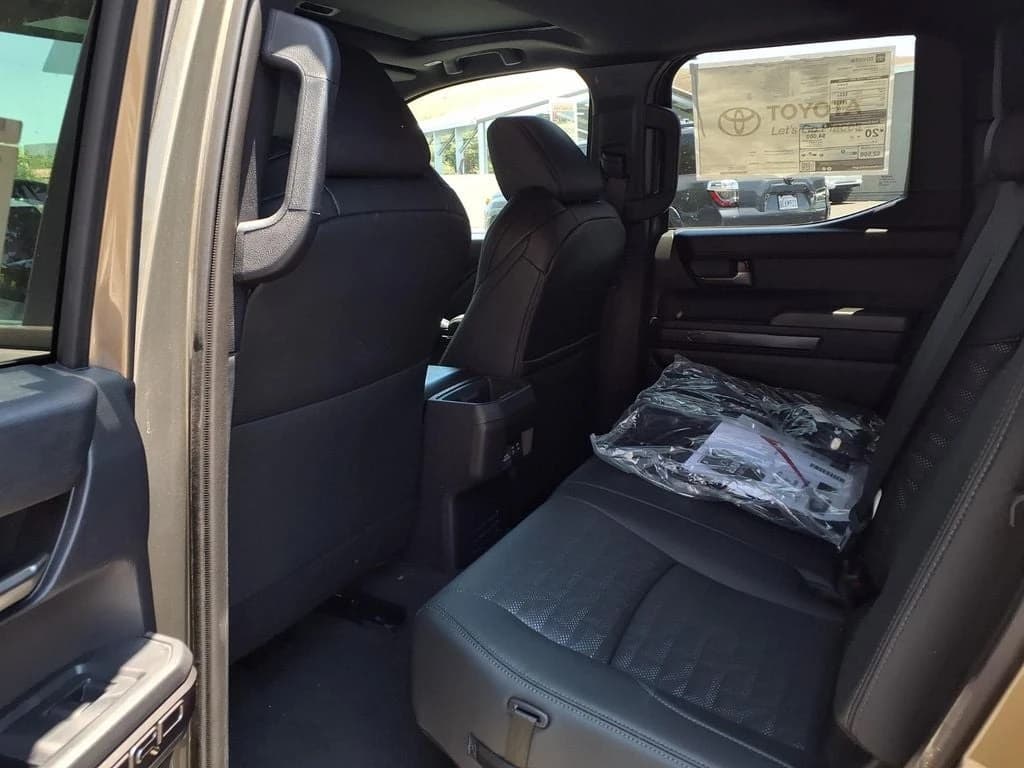 Toyota Tacoma 4WD TRD Sport Double Cab 5' Bed MT (Natl) 2026 — side view