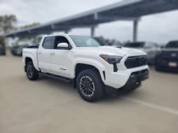 Toyota Tacoma 4WD TRD Sport Double Cab 5' Bed MT (Natl) 2026 — side view