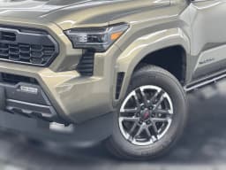 Toyota Tacoma 4WD TRD Sport Double Cab 5' Bed MT (Natl) 2026 — side view