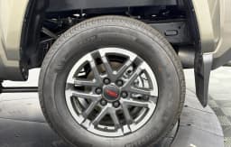 Toyota Tacoma 4WD TRD Sport Double Cab 5' Bed MT (Natl) 2026 — side view