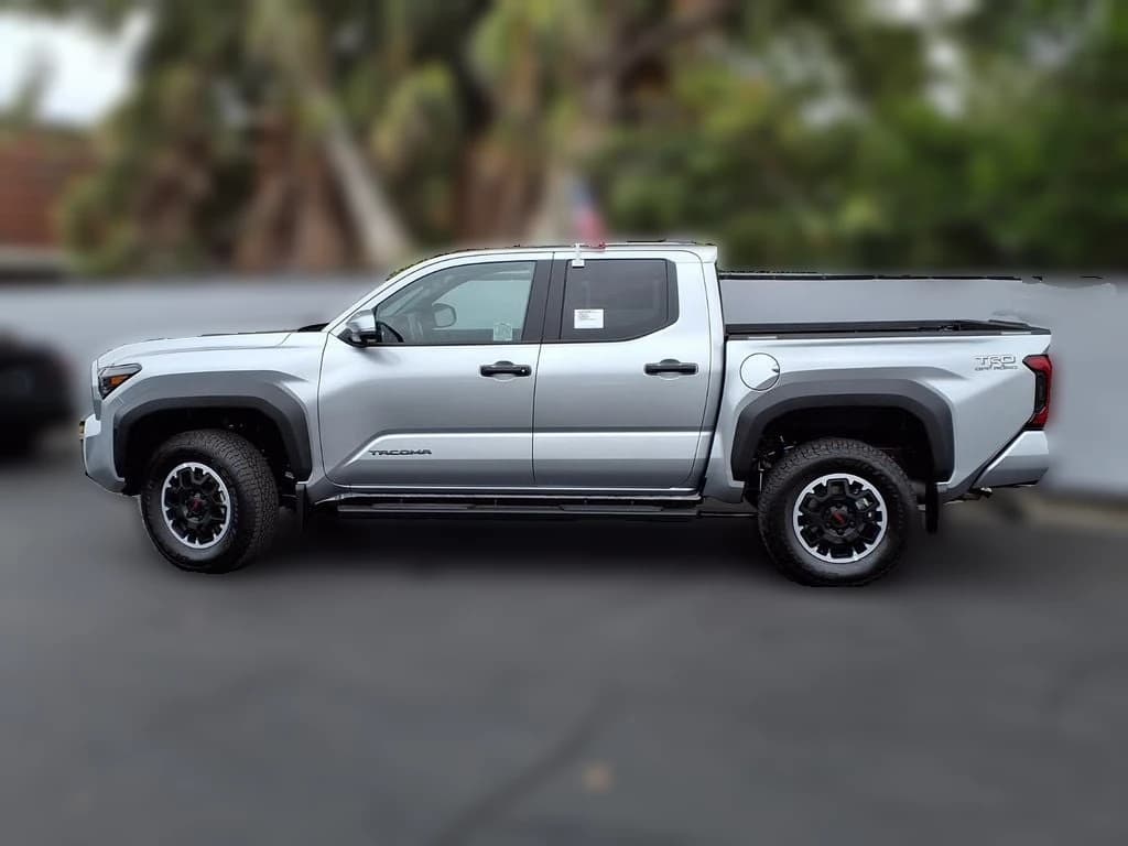 Toyota Tacoma 4WD TRD Off Road Double Cab 5' Bed MT (Natl) 2026 — side view