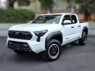 Toyota Tacoma 4WD TRD Off Road Double Cab 5' Bed MT (Natl)