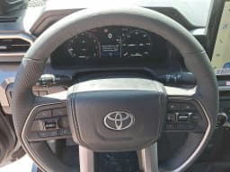 Toyota Tacoma 4WD TRD Off Road Double Cab 6' Bed AT (Natl) 2026 — side view