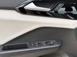 Volkswagen Taos S FWD 2026 — side view