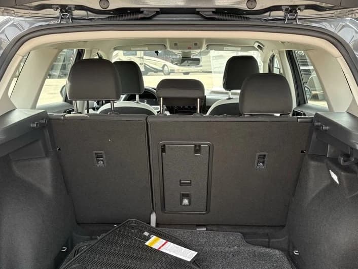 Volkswagen Taos S FWD 2026 — side view