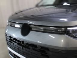 Volkswagen Tiguan S 4MOTION 2026 — side view