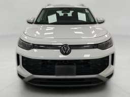 Volkswagen Tiguan S 4MOTION 2026 — side view