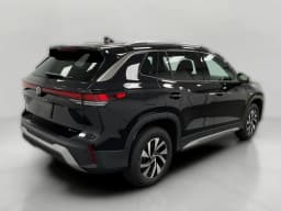 Volkswagen Tiguan S 4MOTION 2026 — side view