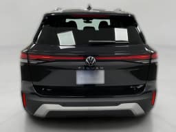 Volkswagen Tiguan S 4MOTION 2026 — side view