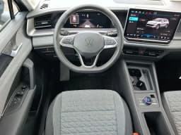 Volkswagen Tiguan S 4MOTION 2026 — side view