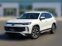 Volkswagen Tiguan S 4MOTION 2026 — side view