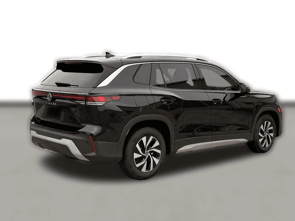 Volkswagen Tiguan S 2.0T FWD 2026 — side view